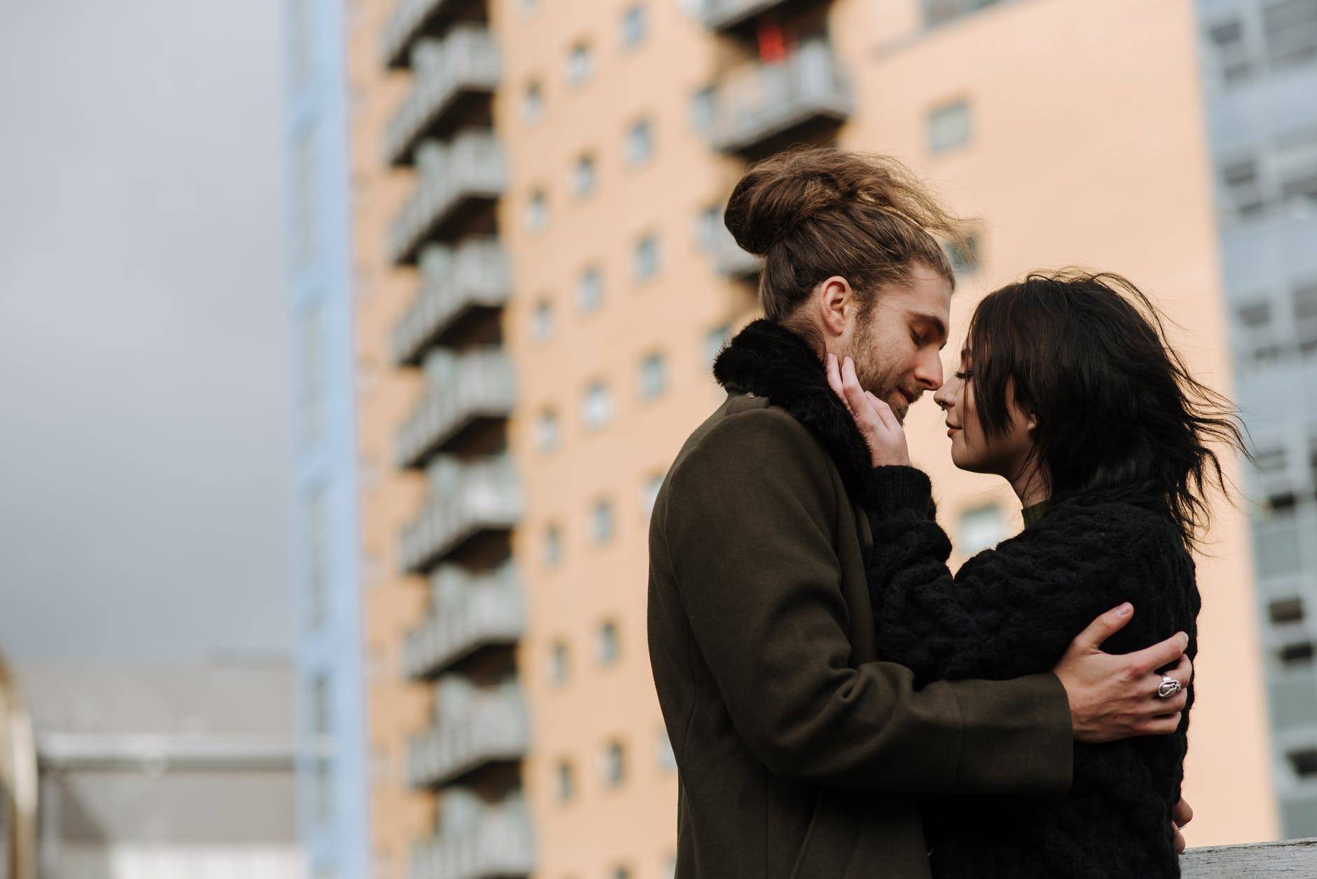 COMO AUMENTAR LA PASIÓN EN LA PAREJA