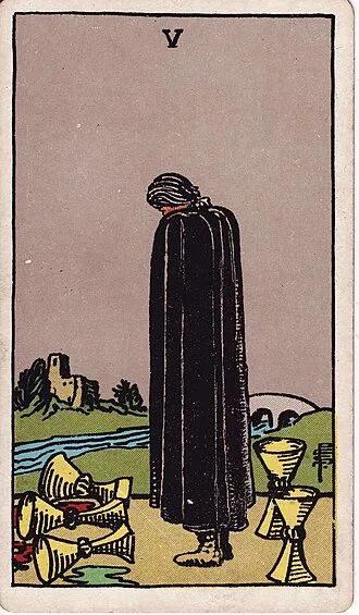 Carta del tarot Cinco de Copas