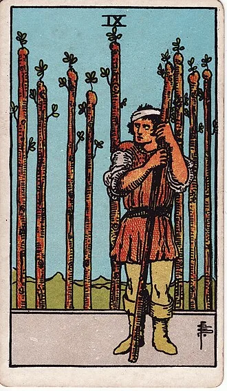 Carta del tarot Nueve de Bastos